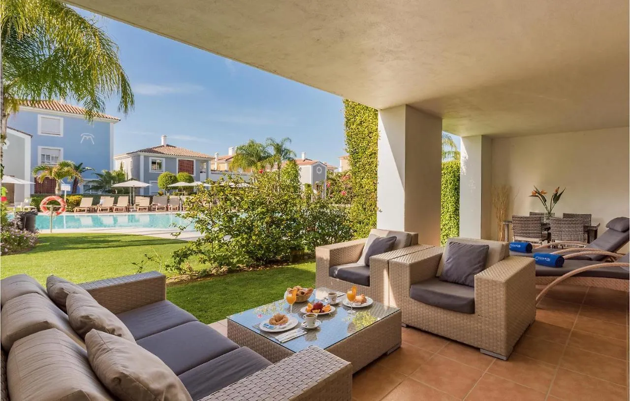 Amazing Apartment In Estepona With Wifi