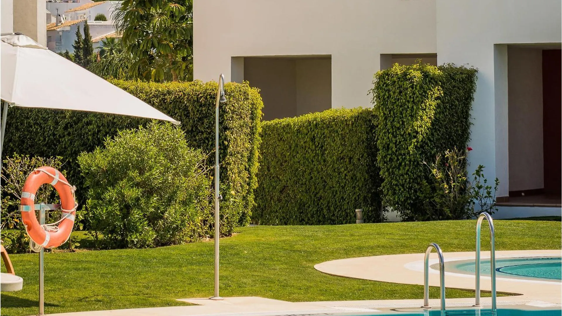 Amazing Apartment In Estepona With Wifi