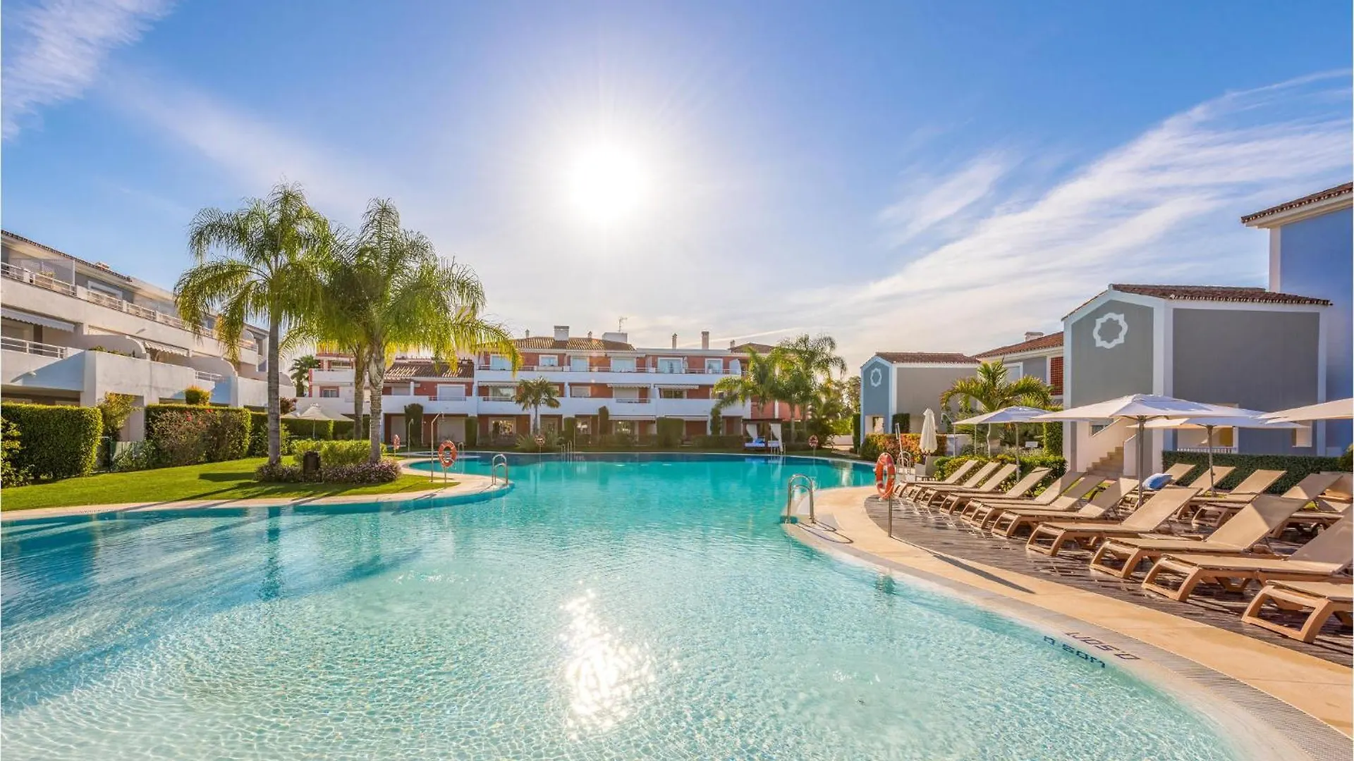 Amazing Apartment In Estepona With Wifi